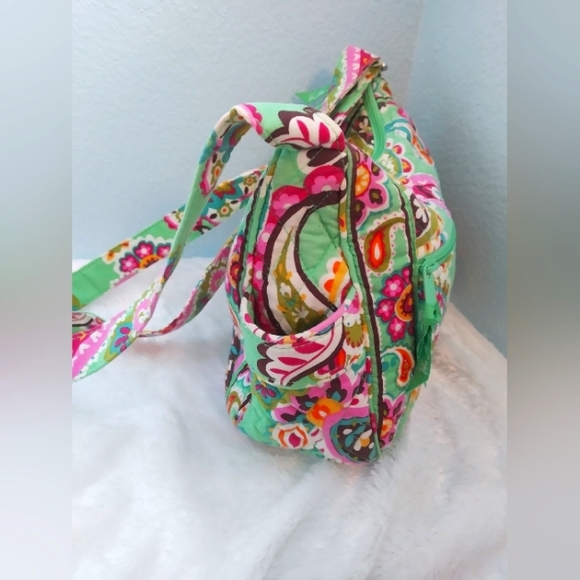 *RETIRED* Vera Bradley Crossbody Purse in Frutti Tutti Green and Pink Paisley - Picture 5 of 16